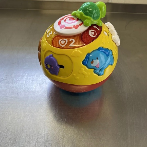 VTech Wiggle and Crawl Ball Toy - 80184900 - Picture 4 of 6